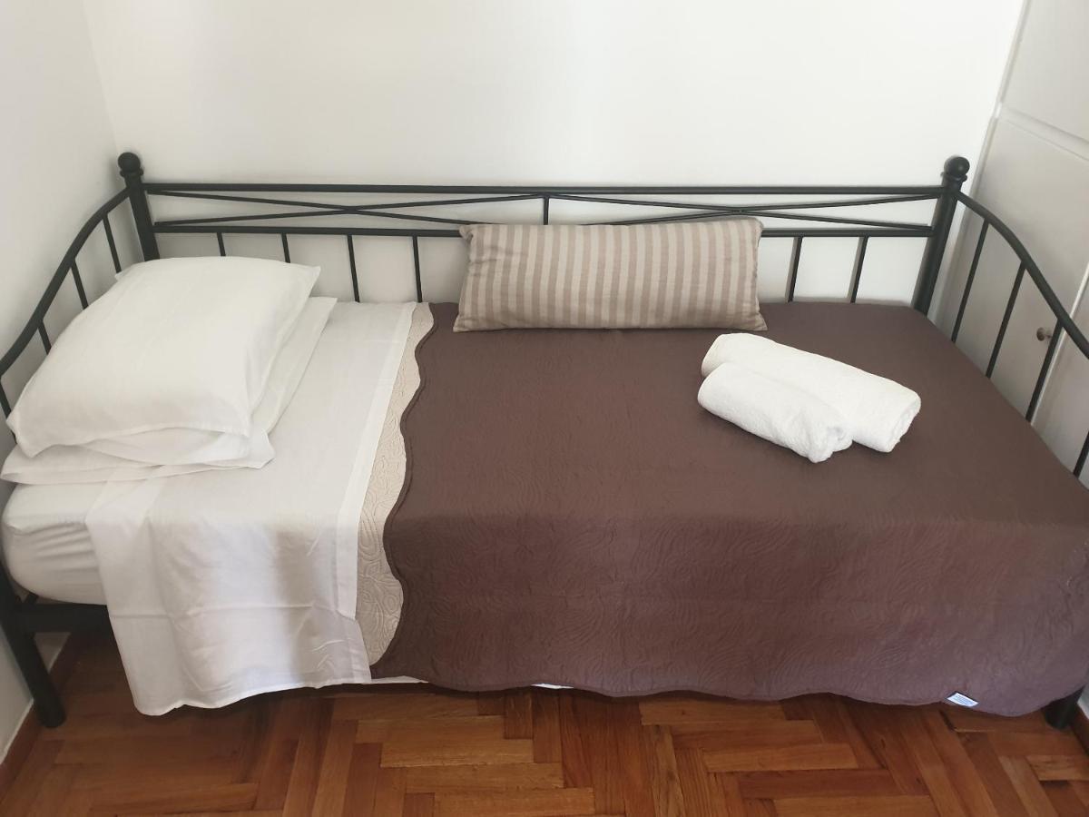 Alimos Studio Beach Apartment เอเธนส์ ภายนอก รูปภาพ